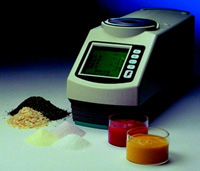 The reflected color of powders, granules, pastes, and liquids can be measured by such instruments as HunterLabb&#0;19;s ColorFlex.