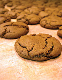 Pass the “malt-lasses” cookies, please. All the molasses in these cookies is replaced by a sweetener described as 100% pure liquid malt extract made from a proprietary blend of specialty malts.