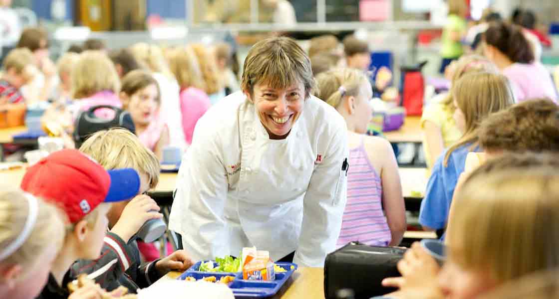 Chef Ann Cooper with school kids