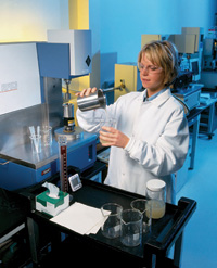 National Starch Food Innovation Senior Chemist Agnes Jones uses a rheometer to take texture measurements.