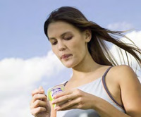 Yogurt fortifi ed with a patented combination of oat and palm oils improves weight maintenance in overweight women.