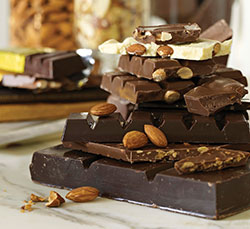 Almonds in chocolate confections
