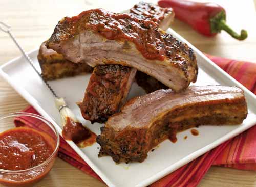 Ribs with sauce