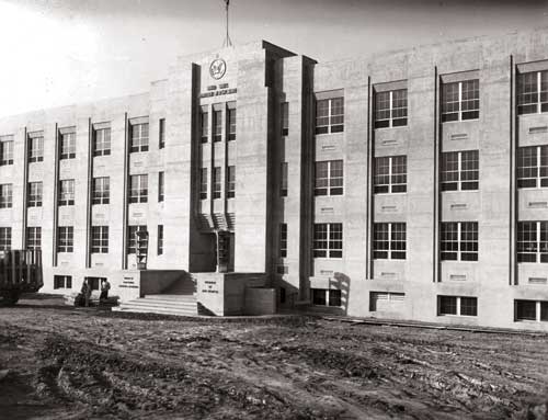 The ARS Western Regional Laboratory, shown here in 1940.