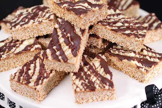 Chocolate drizzled snack bar