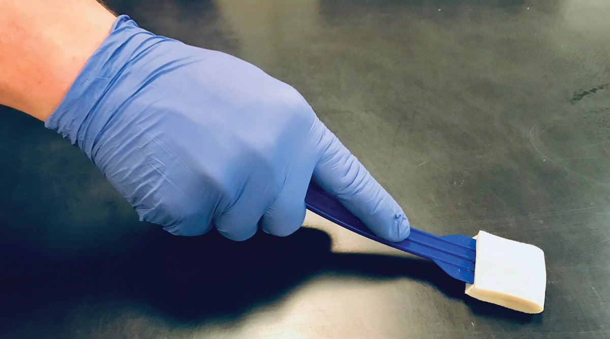 Col Foodsafetyquality Swabbing X