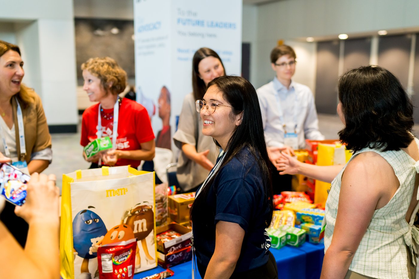 Student talking to Mars staff at IFT FIRST