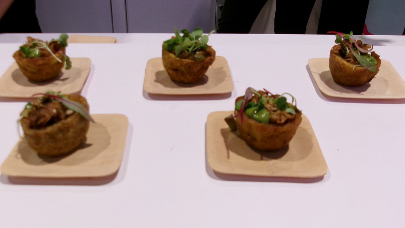 Bell Flavors & Fragrances (Booth 722): Energizing Coffee-Rubbed Chicken Cups of plantain.