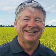 Robert Saik, agricultural consultant