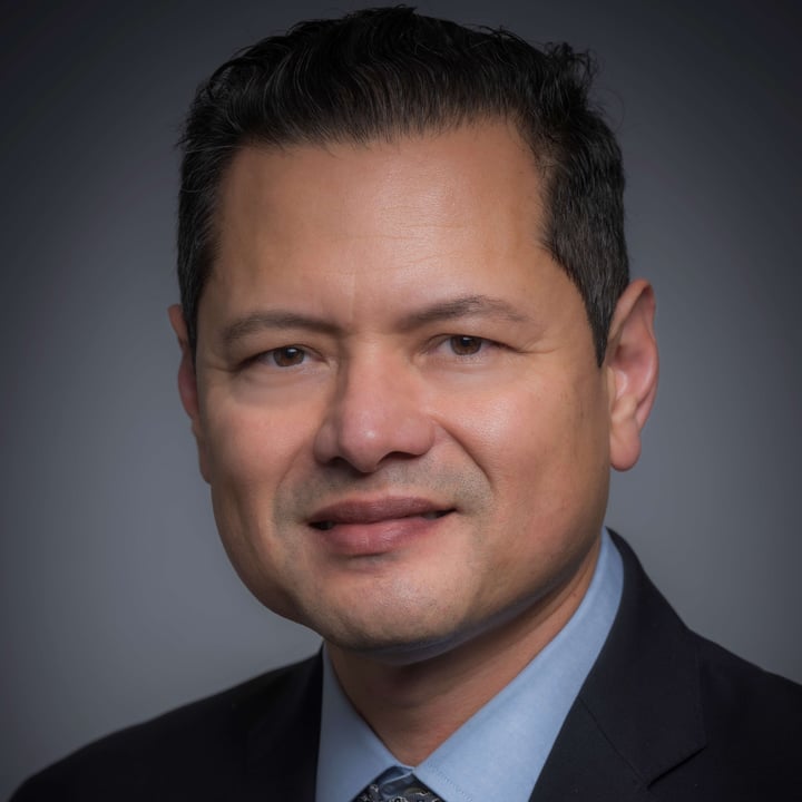 Edgard Chow headshot