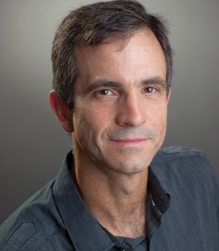 ALEJANDRO G. Marangoni 